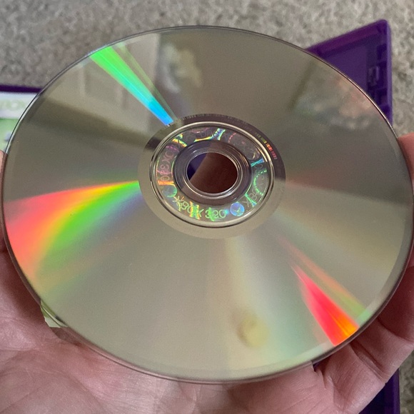 4 XBOX 360 Games: Kinect Sports Season 2, Wipeout, Fantastic Pets & Adventures - Picture 5 of 16